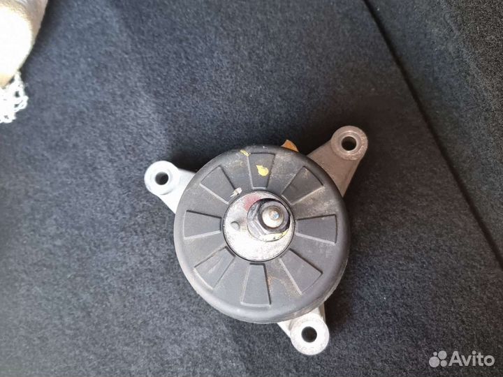 Подушки двигателя