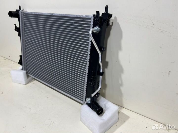 Радиатор охлаждения (АКПП)
