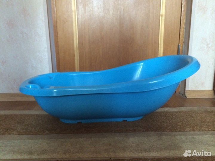 Продам ванночку для купания новорожденных
