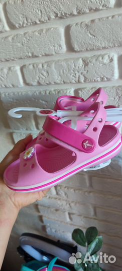 Сандалии crocs Kari для девочки 25 и 26 размер