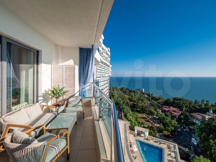 2-к. квартира, 70 м², 12/21 эт.