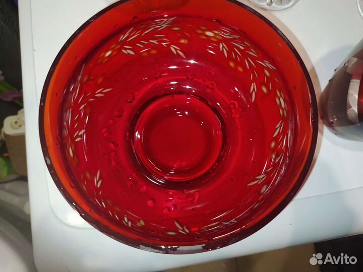 Конфетница из цветного стекла