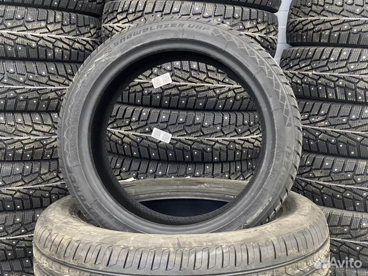 Windforce Snowblazer UHP 195/45 R16 84H