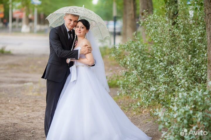 Ажурный свадебный зонт для фотосессии