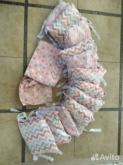 Бортики в кроватку