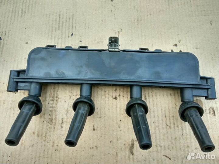 Катушка (модуль) зажигания Peugeot 206 1.4 л и 1.1