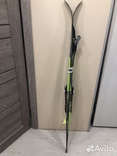 Беговые лыжи