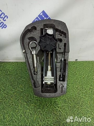 Набор инструментов Volkswagen Polo седан 1.6 cfna