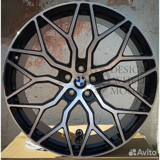 Кованые диски R22 на BMW X5 X6 X7 в наличии