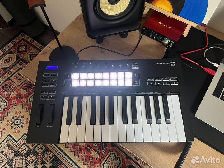 Novation Launchkey 25 MK3