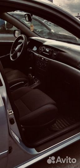 Toyota Corolla 1.6 МТ, 2005, 50 000 км