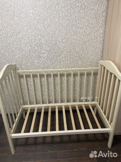 Детская кроватка с матрасом (см.описание)
