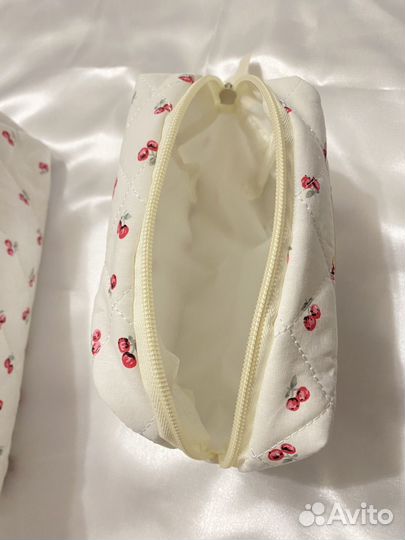 Мякгая косметичка