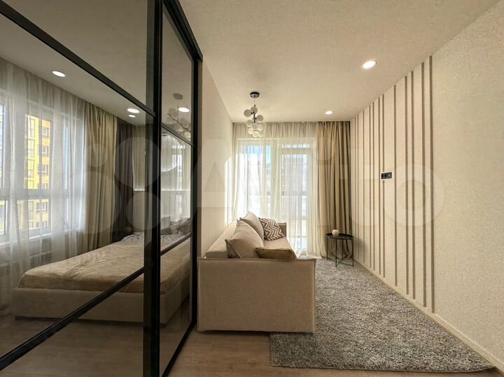 2-к. квартира, 40 м², 8/15 эт.