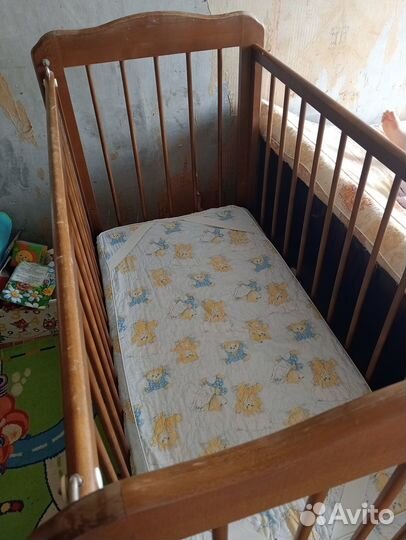 Продам кроватку