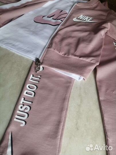 Костюм спортивный для девочки Nike