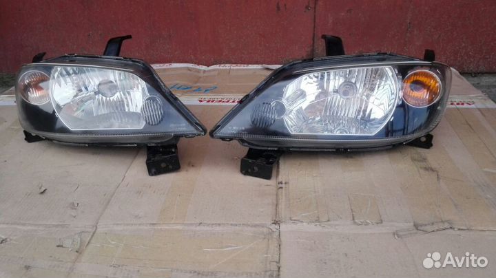 Фары для мазда демио 2002г