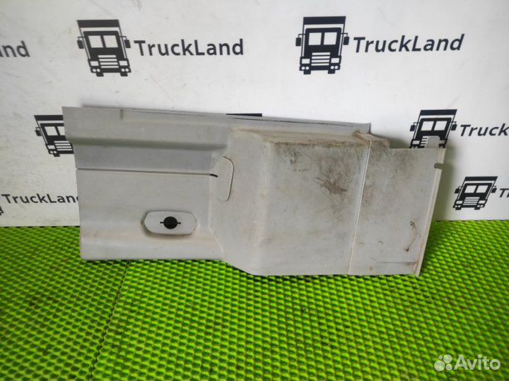 Накладка в салоне левая Man Tgs