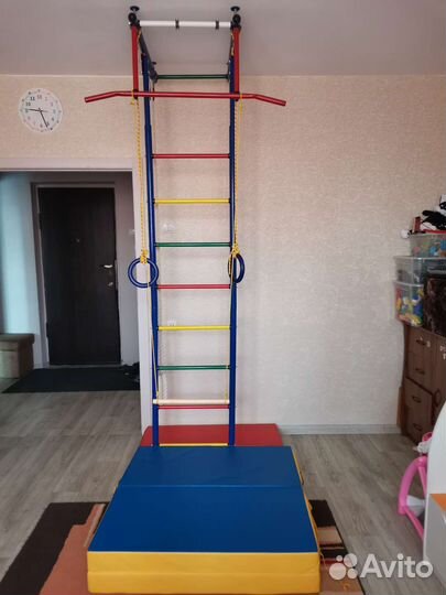 Детская шведская стенка