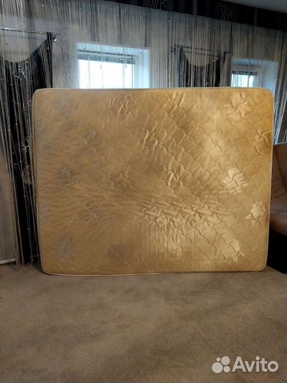 Матрас 160х200 бу