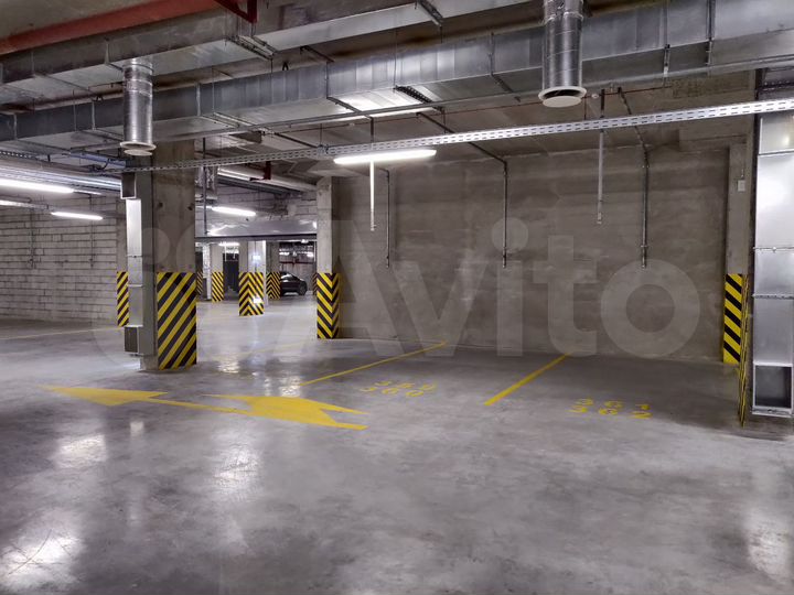 Машиноместо, 13 м²