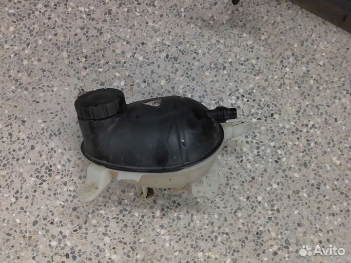 Mercedes w213 w205 расширительный бачок