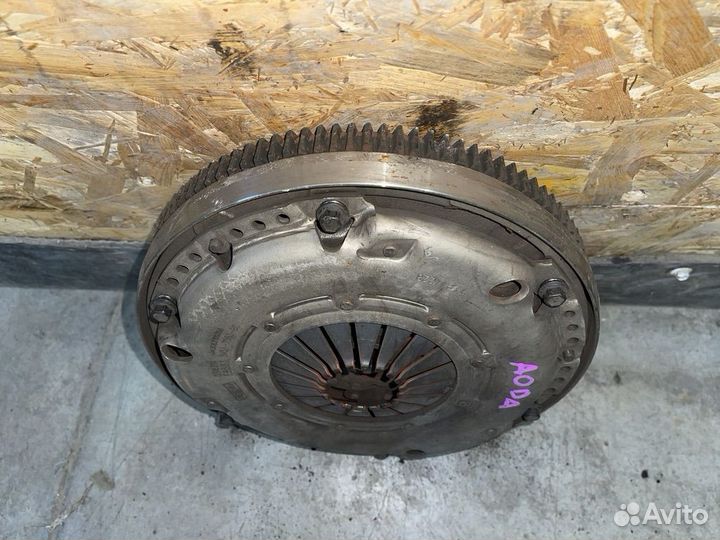 Маховик МКПП в сборе Ford Focus 2.0 aoda