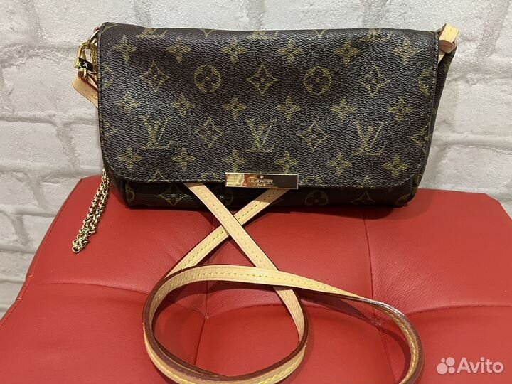 Сумка Louis Vuitton Favorite MM