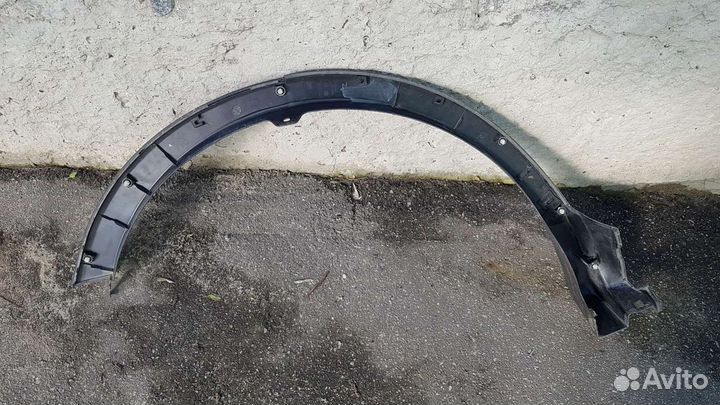 Накладка заднего левого крыла Toyota RAV4