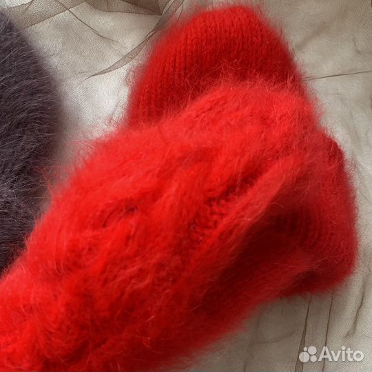 Шапка женская зимняя с двумя отворотами и варежки