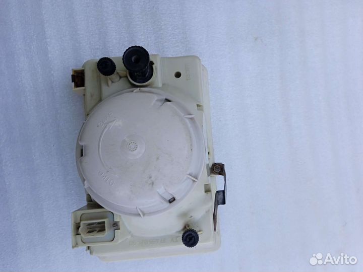 Фара на Газель,Волгу 31029,москвич2141 с лампой