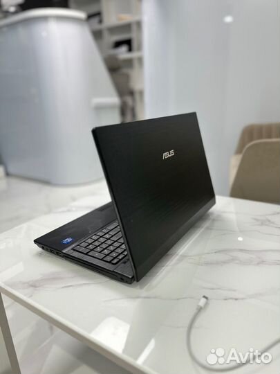 Мощный Asus core i5\8GB\SSD 256gb\15.6 HD\акб жив