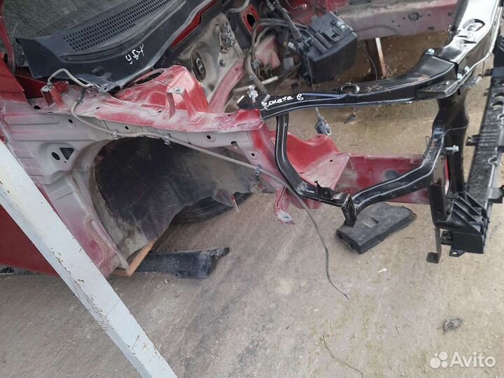 Четверть передняя правая Sonata 6