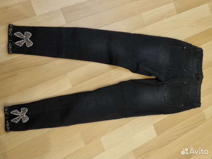 Джинсы женские