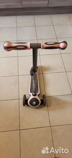 Самокат трехколесный Globber