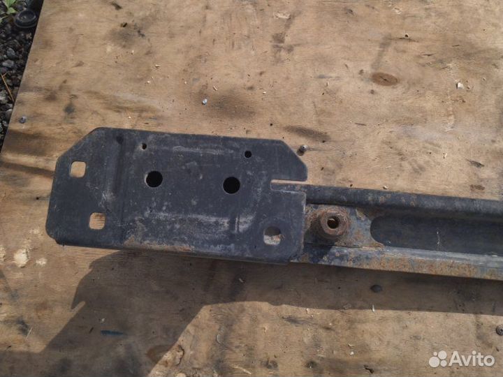 Усилитель бампера задний Ford Mondeo 4