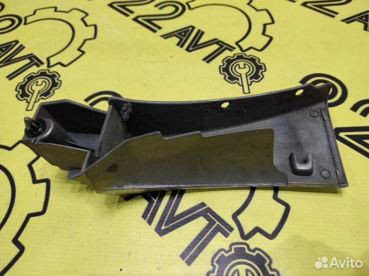 Накладка на крыло передняя правая Subaru Forester