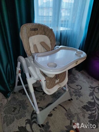 Детский стульчик для кормления