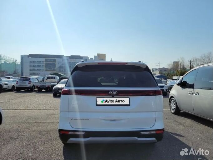 Kia Carnival 2.2 AT, 2021, 55 548 км