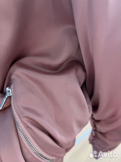 Бомбер Hugo женский