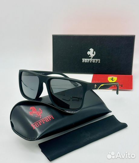 Солнцезащитные очки Ray Ban polaroid