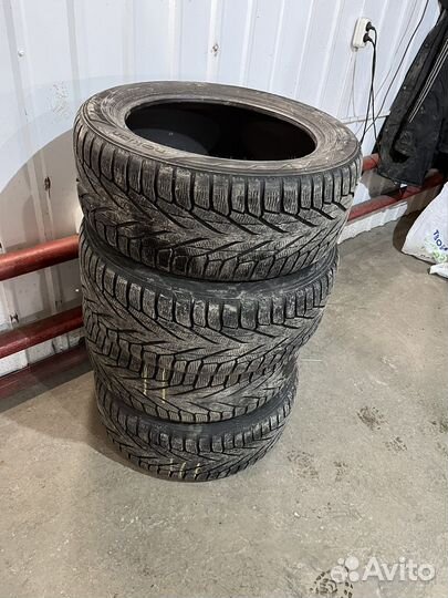 Nokian Tyres Hakkapeliitta R2 SUV 255/50 R19