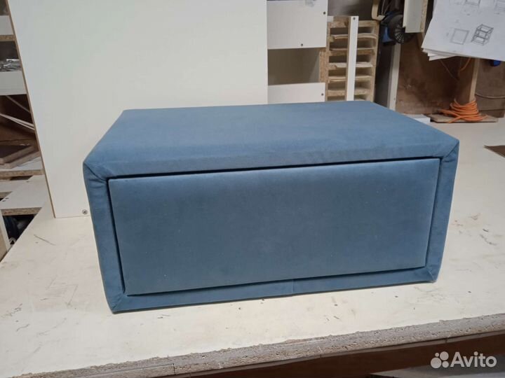 Тумба прикроватная подвесная