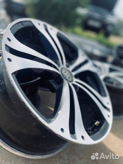 Продам литые диски