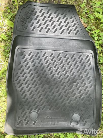 Ковры резиновые Ford Fiesta mk6