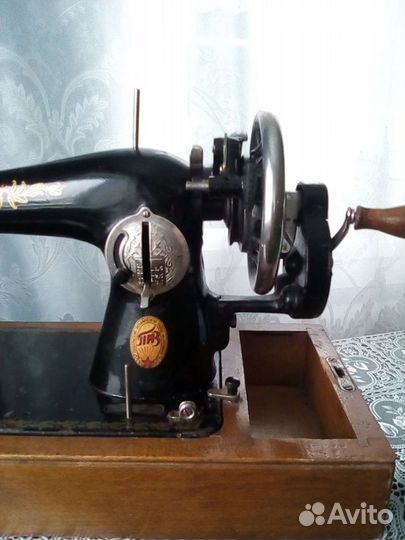 Швейная машина. пмз им. Калинина сделано в СССР
