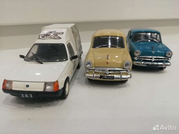 Модель автомобиля Москвич 402, 423н, заз 