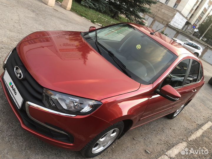 LADA Granta 1.6 МТ, 2019, 52 000 км
