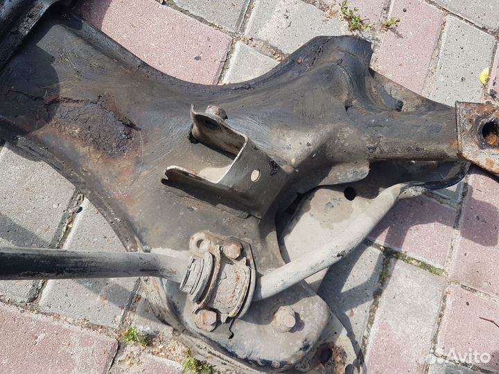 Передний подрамник всборе chery tiggo Т11