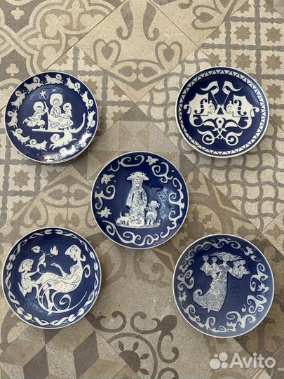 Коллекция тарелок ко Дню матери. Дания